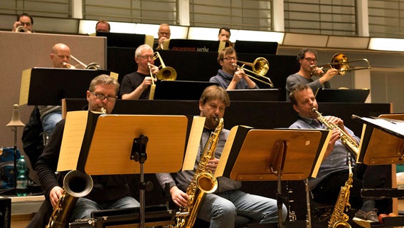 Eindrücke von der Probe mit Anuradha Pal und der NDR Bigband © NDR Foto: Veronika Emily Pohl