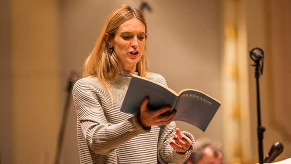 Sopranistin Céline Scheen vom Collegium Vocale 1704 in der Probe. © NDR Foto: Axel Herzig