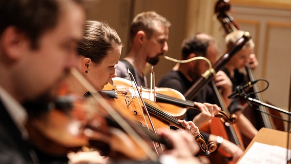 Musiker des Helsinki Baroque Orchestra bei der Probe  Foto: Marcus Krüger