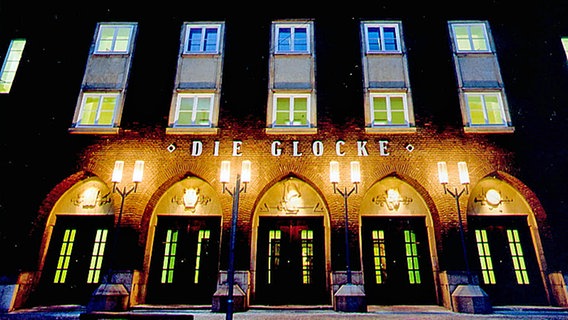 Das Konzerthaus "Die Glocke" in Bremen mit abendlicher Beleuchtung © Die Glocke 