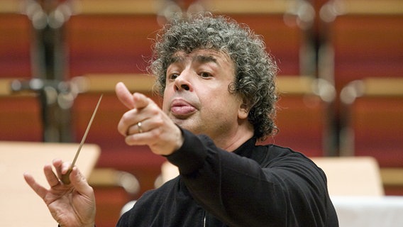 Dirigent Semyon Bychkov © Thomas Kost 