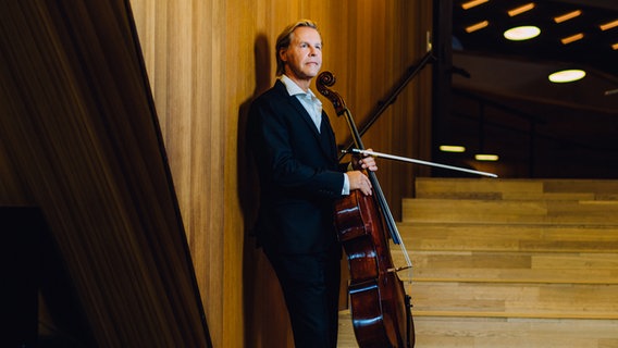 Christopher Franzius, Solo-Cellist des NDR Elbphilharmonie Orchesters © NDR, Jewgeni Roppel Foto: Jewgeni Roppel