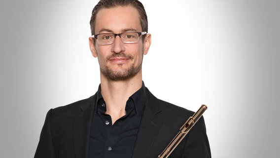 Daniel Tomann-Eickhoff, Flöstist des NDR Elbphilharmonie Orchesters © NDR, Julia Knop Foto: Julia Knop