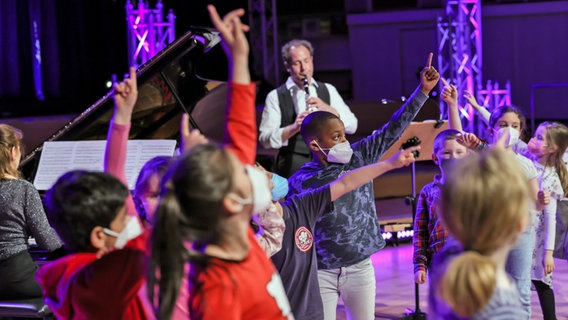 Kinder beim NDR Mitmachkonzert © Marcus Krüger Foto: Marcus Krüger
