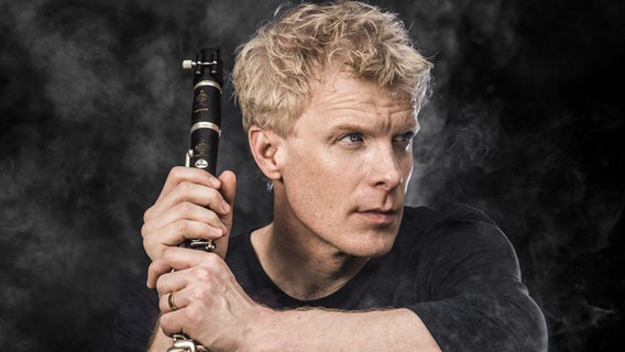 Klarinettist Martin Fröst im Porträt. © Mats Baecker Foto: Mats Baecker