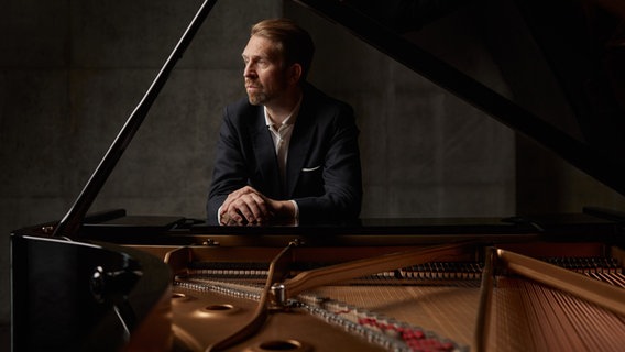 Der Pianist Leif Ove Andsnes im Portrait. © Helge Hansen Foto: Helge Hansen