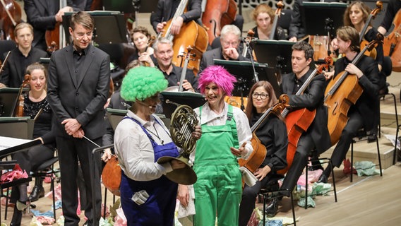 Das NDR Elbphilharmonie Orchester spielt Schostakowitsch Suite für Varieté-Orchester beim Familienkonzert in der Elbphilharmonie. © Marcus Krüger 