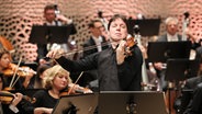 Geiger Joshua Bell beim Saisoneröffnungskonzert mit dem NDR Elbphilharmonie Orchester. © NDR | Marcus Krüger Foto: Marcus Krüger