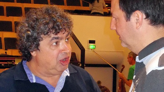 Semyon Bychkov im Gespräch mit Jürgen Franz © NDR Sinfonieorchester 