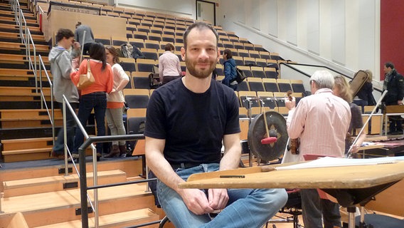 Dima Slobodeniouk in der Probenpause im Rolf-Liebermann-Studio © NDR Sinfonieorchester 