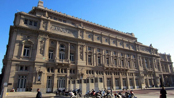 Außenansicht des Teatro Colón in Buenos Aires © NDR SO 