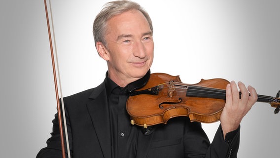 Porträt: Rodrigo Reichel, Stimmführer der 2. Geigen des NDR Elbphilharmonie Orchesters © NDR Foto: Knop