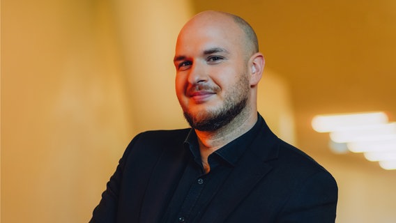 Steven Lüß, Orchesterwart des NDR Elbphilharmonie Orchesters © NDR, Jewgeni Roppel Foto: Jewgeni Roppel