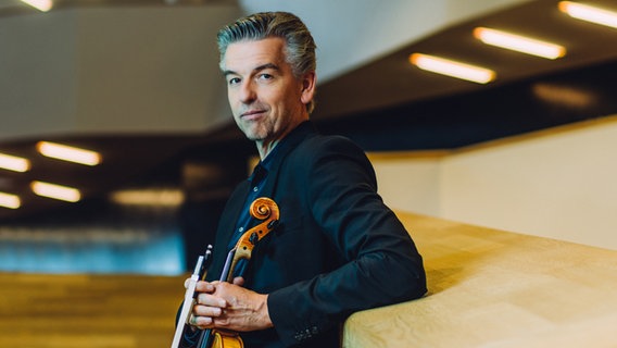 Torsten Frank, Bratschist des NDR Elbphilharmonie Orchesters © NDR, Jewgeni Roppel Foto: Jewgeni Roppel