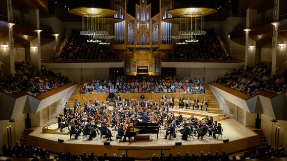 Das NDR Elbphilharmonie Orchester spielt im Rahmen der Gastspielreise durch Spanien und Deutschland ein Konzert im Auditorio Nacional de Música in Madrid. © Rafa Martín / Ibermúsica Foto: Rafa Martín