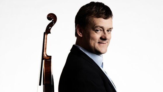 Frank Peter Zimmermann im Porträt © Harald Hoffmann/Haenssler Classic 