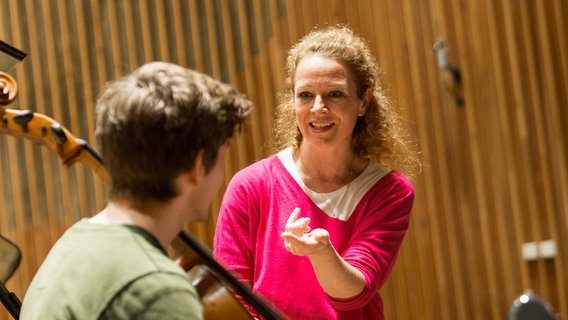 Eindrücke vom Akademisten-Workshop mit Carolin Widmann © NDR / Helge Krückeberg Foto: Helge Krückeberg