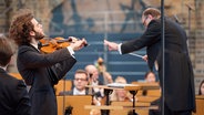 Geiger Emmanuel Tjeknavorian im Konzert mit der NDR Radiophilharmonie unter Leitung von Andrew Manze © NDR Foto: Oliver Borchert
