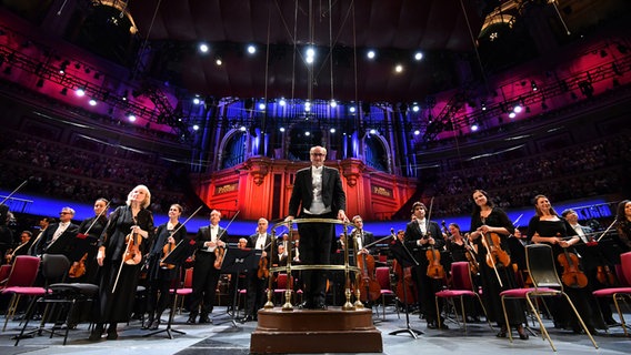 Die NDR Radiophilharmonie in der Londoner Royal Albert Hall. © Christopher Christodoulou Foto: Christopher Christodoulou