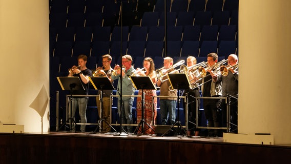 Mehrere Orchester und Chöre proben im Kuppelsaal Hannover © NDR / Amrei Flechsig Foto: Amrei Flechsig