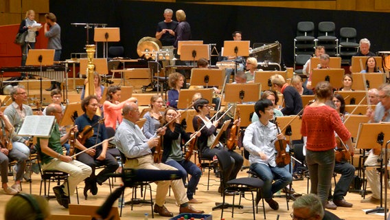 Die NDR Radiophilharmonie im Großen Sendesaal © NDR Radiophilharmonie Foto: Jorge Suárez