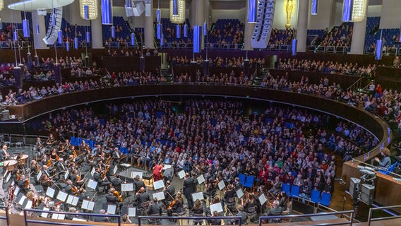 Brahms-Festival: Das Konzert der NDR Radiophilharmonie mit den Geschwistern Tetzlaff am 17. März 2023 © NDR Foto: Micha Neugebauer