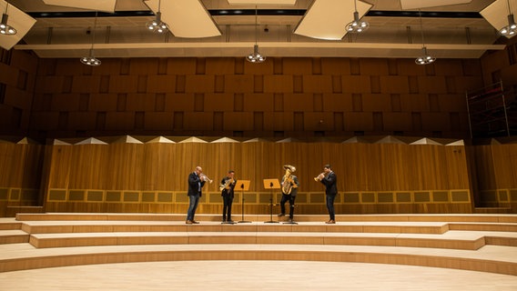 Die neue Bühne im Großen Sendesaal Hannover © NDR / Helge Krückeberg Foto: Helge Krückeberg