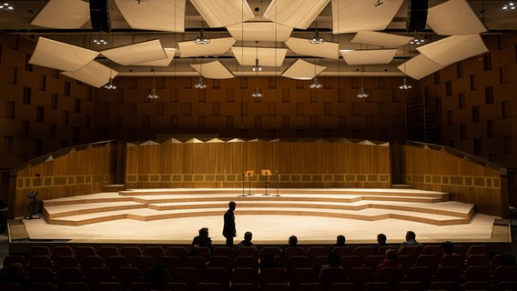 Die neue Bühne im Großen Sendesaal Hannover © NDR / Helge Krückeberg Foto: Helge Krückeberg