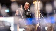 Die NDR Radiophilharmonie spielt unter der Leitung von Frank Strobel im April 2023 im Großen Sendesaal des NDR Konzerthauses. © NDR Foto: Micha Neugebauer