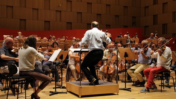Die NDR Radiophilharmonie probt für "Hannover Proms" © NDR Foto: Amrei Flechsig