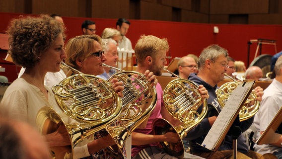 Die NDR Radiophilharmonie probt für "Hannover Proms" © NDR Foto: Amrei Flechsig