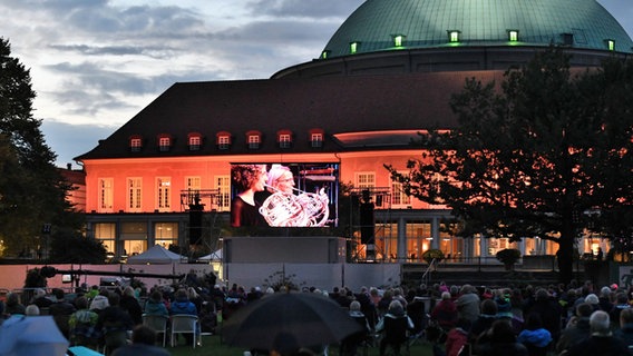 "Hannover Proms" © Carsten P. Schulze & Yvette Weber Foto: Carsten P. Schulze & Yvette Weber