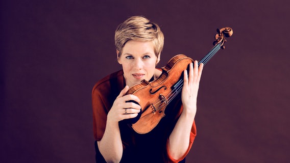 Isabelle Faust © NDR Foto: Felix Broede