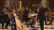 Konzert von William Alwyns Harfenkonzert mit Xavier de Maistre am 16.07.20 © NDR 
