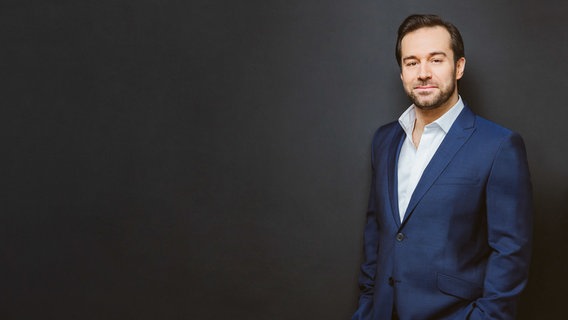 Dirigent Fabien Gabel © NDR Foto: Stéphane Bourgeois