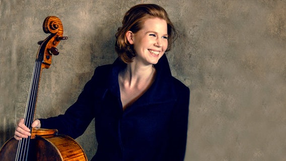 Cellistin Harriet Krijgh Cellistin Harriet Krijgh © Felix Broede Foto: Felix Broede