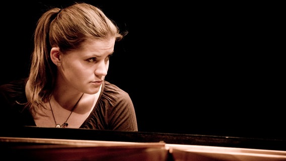Pianistin Lauma Skride © NDR Foto: Marco Borggreve