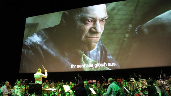 Szene des Filmkonzertes "Matrix live" in Hamburg © NDR.de Foto: Marc-Oliver Rehrmann