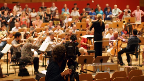 Bei der ersten Tutti-Probe zu "La Traviata" im Großen Sendesaal © NDR Foto: Amrei Flechsig