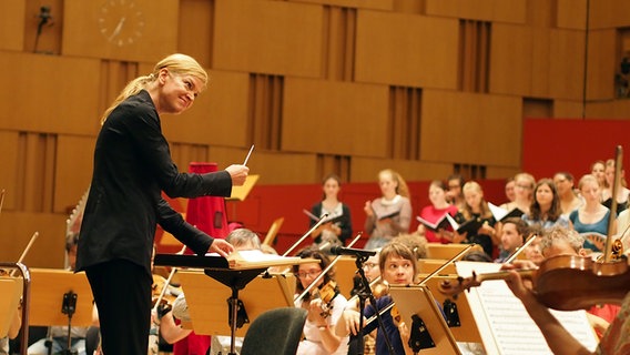 Bei der ersten Tutti-Probe zu "La Traviata" im Großen Sendesaal © NDR Foto: Amrei Flechsig