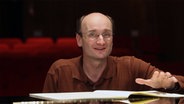 Der Chefdirigent der NDR Radiophilharmonie Andrew Manze. © NDR 