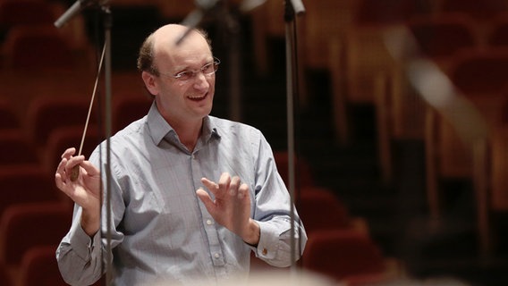 Andrew Manze, Chefdirigent der NDR Radiophilharmonie © NDR / Micha Neugebauer Foto: Micha Neugebauer