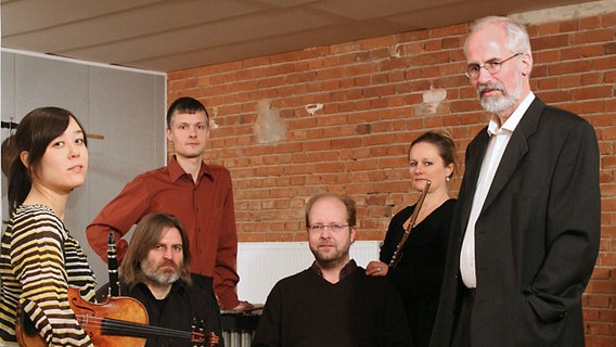 Das Neue Ensemble Das Neue Ensemble © Musik 21 Niedersachsen Foto: Heimo Klemm