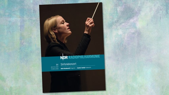 Das Programmheft zum Sinfoniekonzert mit Dirigentin Ruth Reinhardt und Cellist Andrei Ioniță © NDR 