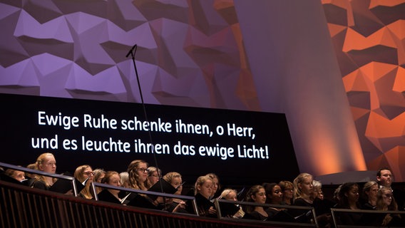 Brittens "War Requiem" im Kuppelsaal Hannover © NDR / Helge Krückeberg Foto: Helge Krückeberg