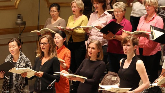 Proben zu "Der Freischütz" in der Hamburger Laeiszhalle. © NDR Foto: Kristien Daled