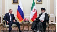 Irans Staatschef Raisi und Russlands Präsident Putin beim Gipfeltreffen in Teheran. © ASSOCIATED PRESS Foto: Sergei Savostyanov