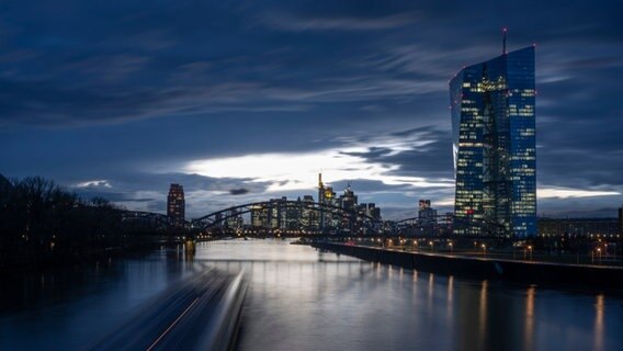 Die EZB © picture alliance/dpa | Boris Roessler 