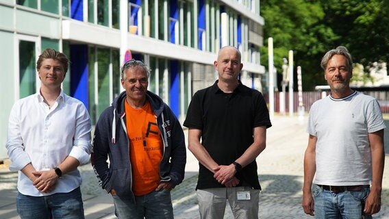 Finn Kessler, Werner Pfeiffer, Björn Staschen und Ingmar Schmidt. © NDR Foto: Zeljko Todorovic