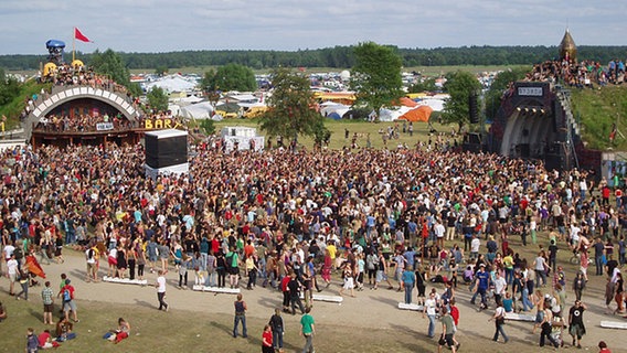 Ein Eindruck des Fusion-Festivals in Lärz bei Neustrelitz. © NDR Foto: Jan Farclas